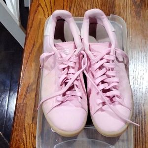 Adidas Stan Smith pink shoes.  8.5